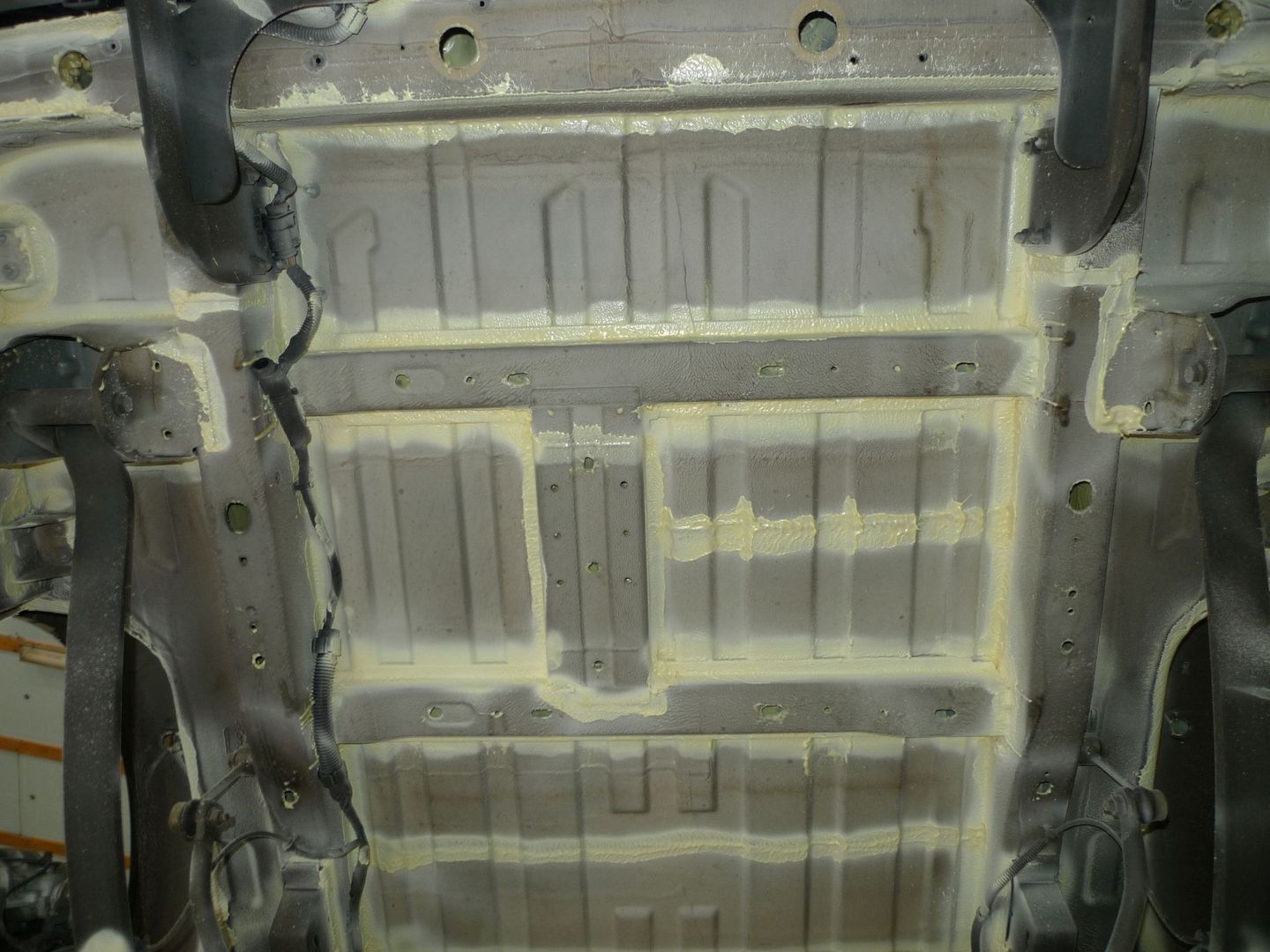 Hohlräume, wichtige Stellen und Falzkanten